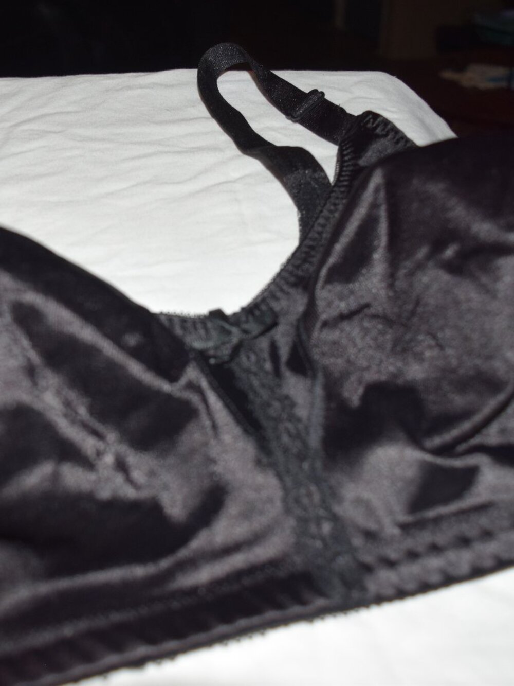 Bali Satiny Bra, Black, Size 44C(0239)
